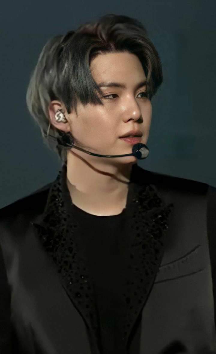 MinChery's tweet photo. Suga in permission to dance on the stage 

I'm in love with him 

@BTS_twt https://t.co/bfKEfoj1X4