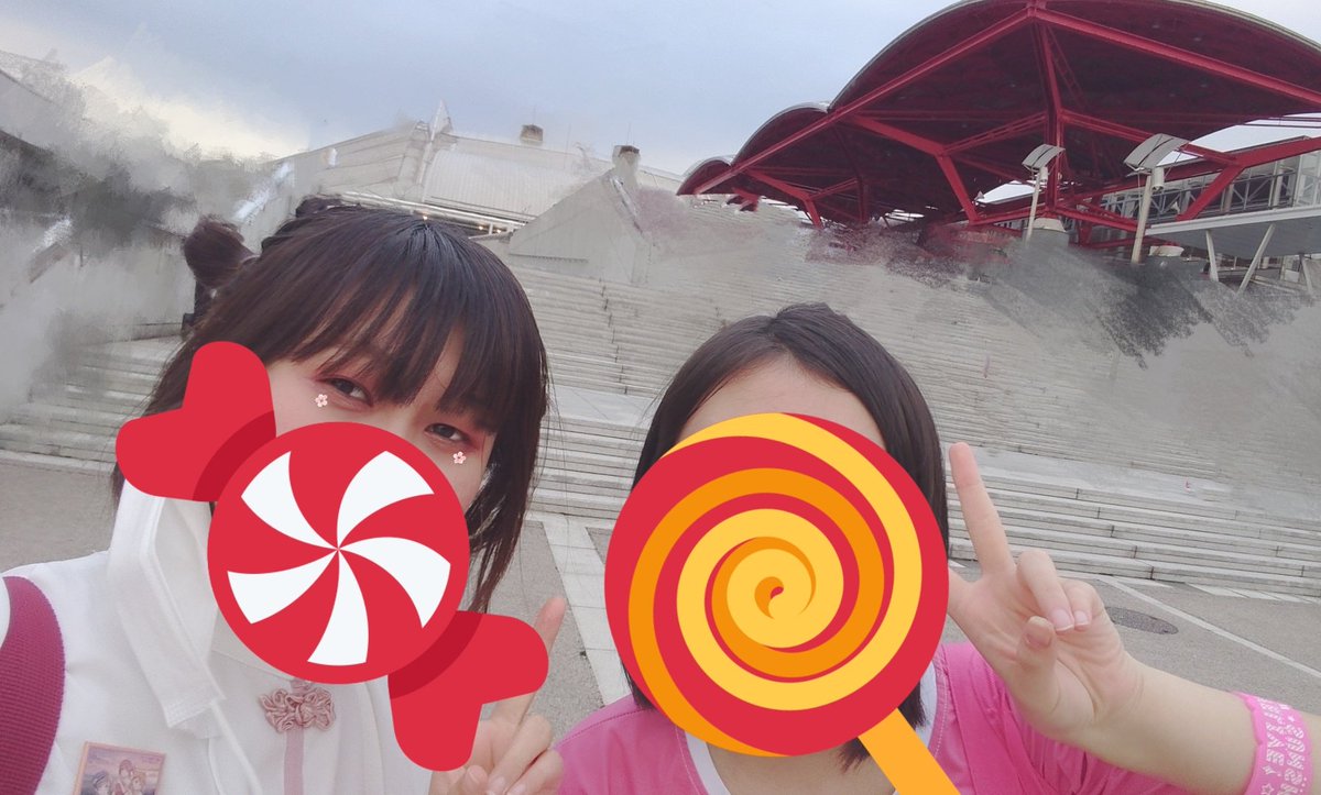 JAmei_kotoKooko's tweet photo. 当日ほぼずっと一緒にいてくれた
もちもち🥰←ｶｯﾃﾆｿｳﾖﾌﾞｺﾄﾆｼﾀ
@manko_mochi
同じルビィ推しで、まさかの同じ左利き　驚きいっぱいだった💪
2年前から会えてなかったから嬉しかったよ♡
いっぱいお話できて楽しかった！
また会えますように☺️
（撮影のときのみマスク外しています） https://t.co/8OY2dvNlnF