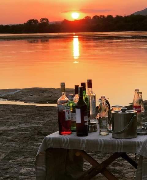 AbdallaZanzibar's tweet photo. #Gosafari
#africa
#adventures
#nature
#wondefull
We are the spirit of travelers on the world Booking https://t.co/PwOwnYlKYx Travel Beyond Your Expectations Welcome Tanzania welcome East Africa @dr_makame @tzbranding @VisitTanzania @VisitTanzania1 @mackphason @matokeochanya https://t.co/ILRj7N3tGT