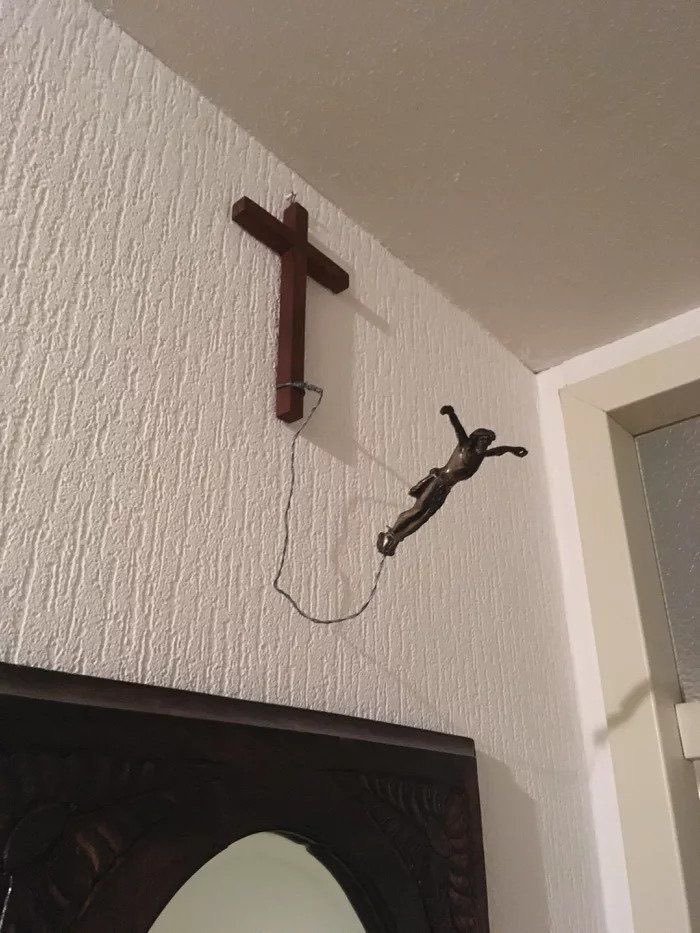 하강 준비!
하강 준비!!
애인있습니꽈!
없습니다!
좋아하는 사람 있습니까!!
있습니다!
좋아하는 사람 이름 부르며 하강!
어린양들아아아아아아아아아아아아아아아아!!!!