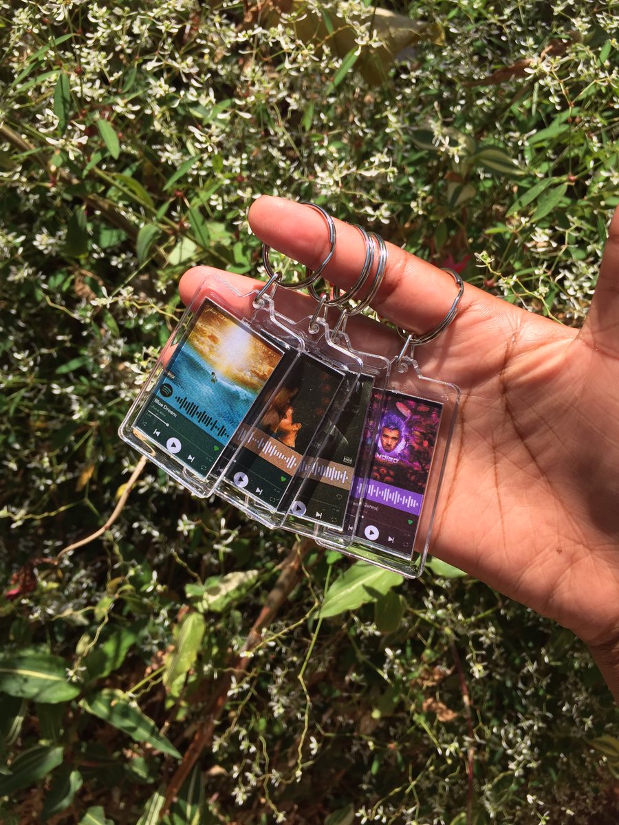 GlassifyZ's tweet photo. Why haven’t you gotten one for you and for your loved one yet? https://t.co/sGqUqO3B01