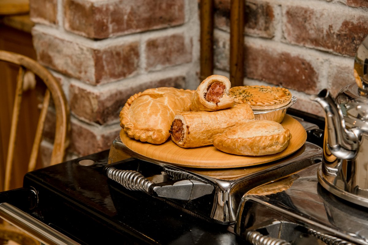 HelluvaPasties's tweet photo. It’s with huge sadness we have taken the difficult decision to close*.
 
Our outlets at Hatt &amp; St Ive will remain open as usual this week, Weds - Sat 10am – 2pm. Sat, 30 Oct will be our last day.
  
*unless sold. If interested email: enquiries@falconcommercial.co.uk https://t.co/ANTWhkoGts
