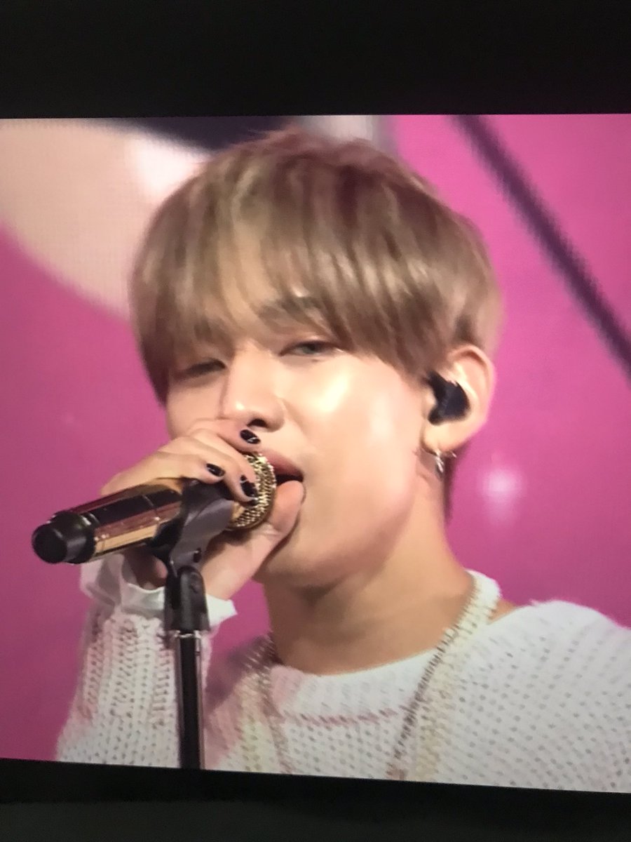 motherverse's tweet photo. ทีมบะหมี่ตายคาจอ!!!! @BamBam1A #BamBam #BamBam1STLIVEriBBon https://t.co/B41WbwSDzF