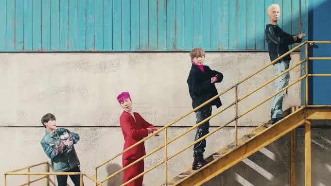 innercircleww's tweet photo. [💙] Time for our hashtag party celebrating Team A becoming WINNER! 

And while we wait for our best boys to come back as 4, quote retweet this and share with us your favorite moments from the last 8 years. 

#위너는_8년째_예뻤더라
#8YearsWithWINNER
#WINNER #위너 @yginnercircle https://t.co/ppWX82Fl5Q