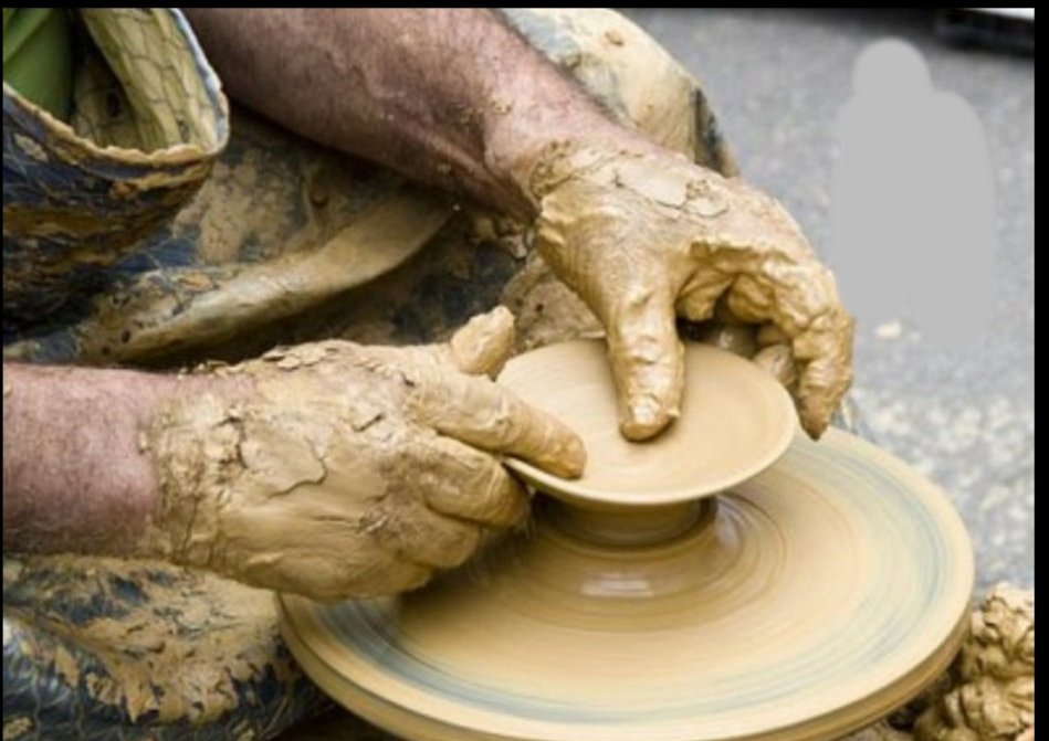 sbajpai2811's tweet photo. @narendramodi #दिवाली is coming, please do ur shopping from such people who can Celebrate #Diwali from ur Money

THINK ABOUT THEM:)

This Diwali SPREAD HAPPINESS😍

Make this #DiwaliSpecial for potters. Buy Diya’s from potters instead of Chinese Lights

#VocalForLocal #Diwali2021 #MadeinIndia https://t.co/TtmGpl9upG