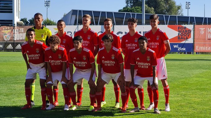 Juvenis 'A': O SL Benfica venceu o Casa Pia AC por 5-0, na 10ª jornada da 1º fase do Campeonato Nacional - Série D. João Costa (2), Leandro Santos, Jelani Trevisan e Ivan Lima marcaram os golos.