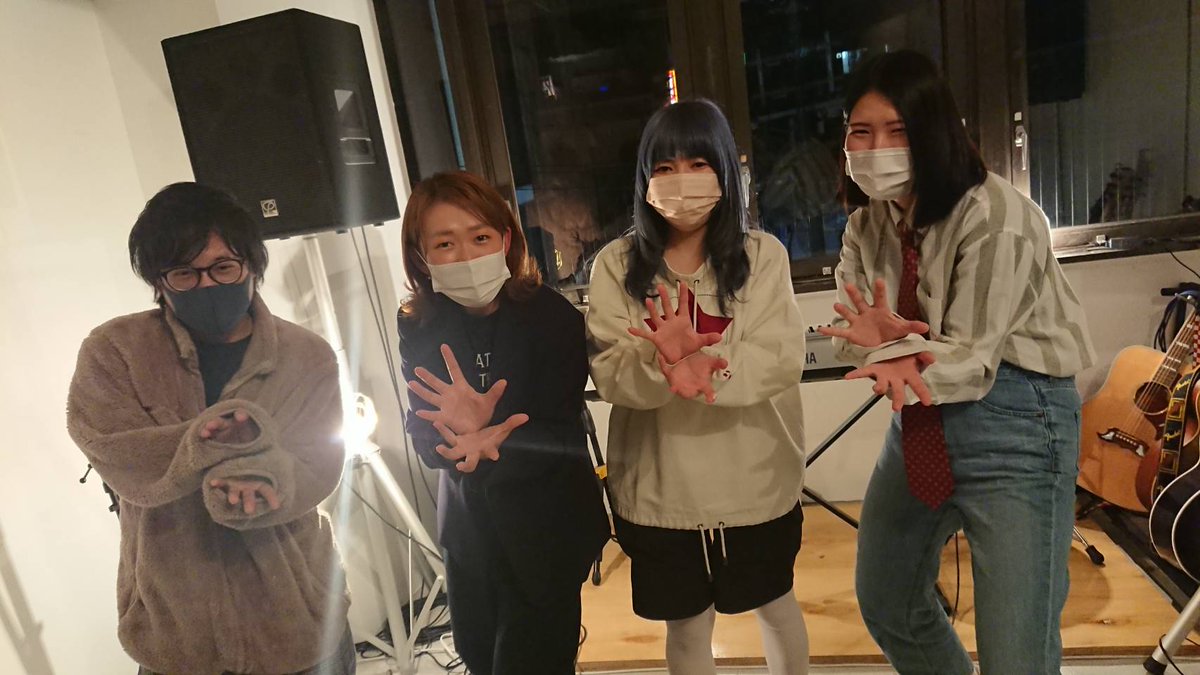 info_cagari's tweet photo. 本日、CAGARIに歌いに来てくれたアーティストの皆様です！
素敵な歌を本当にありがとうございました！

いちごアイス(@ichigoaisu0602)
人人オピトピア(@OPI_topia)
岡本柊
Rihyang(@rihyang_singer)

本日のアーカイブ視聴は、11/7までとなりますので、見逃した方は是非御視聴ください！ https://t.co/wDHqZAwk08