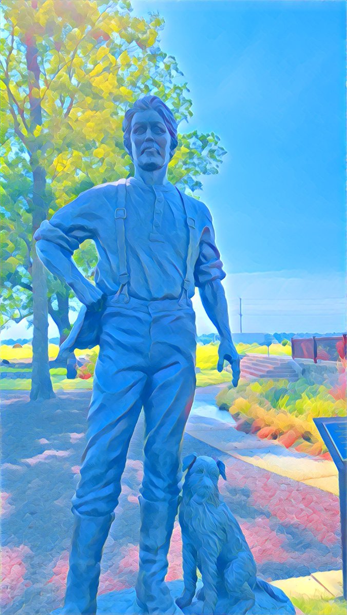 vintiga's tweet photo. Pecan Legacy Park Statue

#PecanLegacy #PecanLegacyPark #PecanTree #Park  #StLouisCounty #ChesterfieldMo #ChesterfieldMissouri #WalkAbout #Outside #Art #Photography #Colorful https://t.co/s9uDE5xk6I