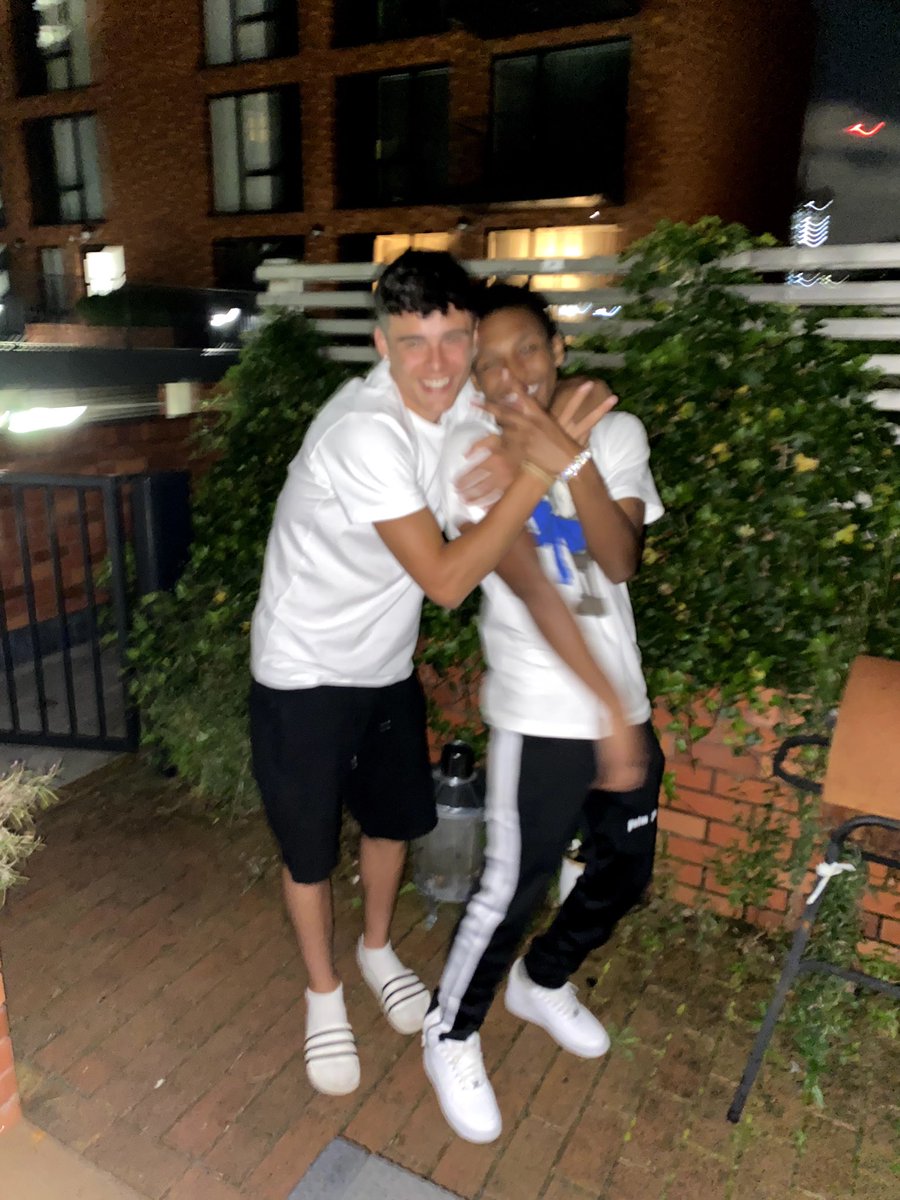 Alexander Robertson tweet media