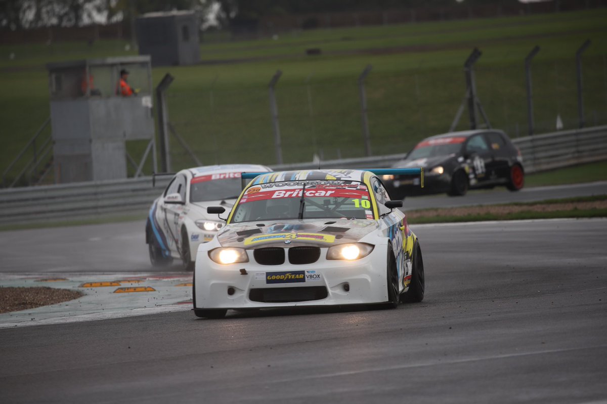 BritcarNews's tweet photo. Trophy Race 1 starts after a considerable delay but multiple excursions lead to an early safety car. @OfficialBARCHQ @GoodYear @DoningtonParkUK https://t.co/myo3W88RQx