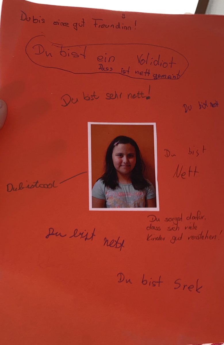 einfallslosq's tweet photo. Wenn ich mal wieder Selbstzweifel habe, werde ich mir das hier anschauen und mich an diese unfassbar lieben Worte erinnern🤧🤧 https://t.co/fqwsaybQi8