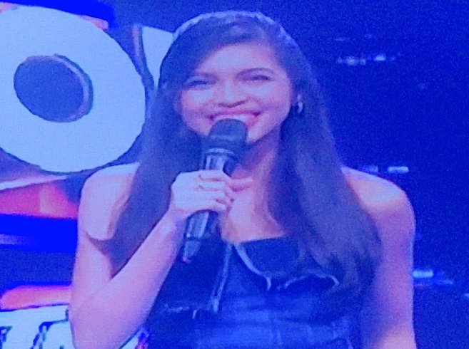 cezzyces's tweet photo. Eto nanaman ako Paulit ulit ko nanaman sasabihin na
 ANG GANDA GANDA NI MAINE!!
Totoo naman kseeeeee!!😍

Maine PoPinoyTVHost 

#PoPinoyInTheMaking 
#MaineMendoza 
 @mainedcm https://t.co/fxGbhNHzpl