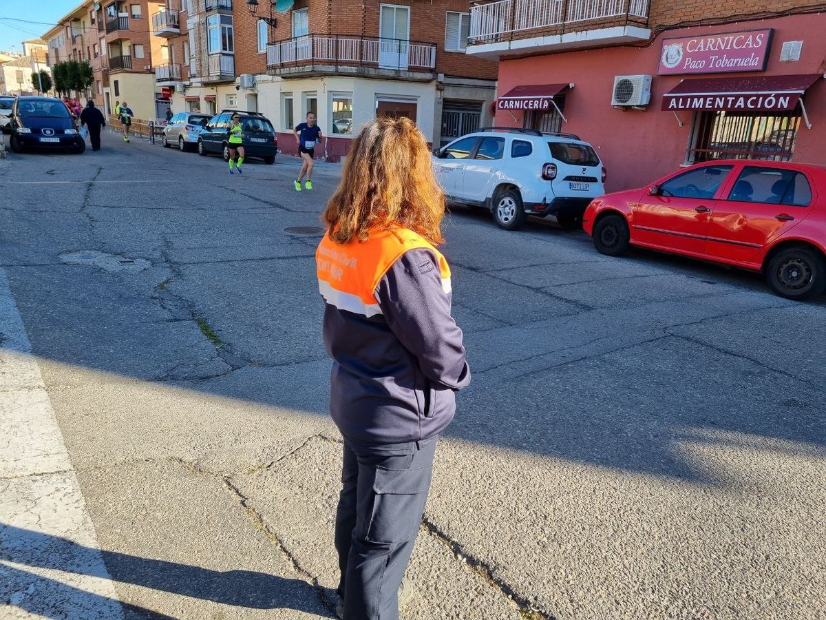 Esta mañana hemos colaborado con los compañeros de PC Yunquera de Henares en su tradicional Ruta de las Ermitas.

Desde aquí queremos desear una pronta recuperación a David, colaborador del evento que hoy ha tenido un pequeño susto. Mucho ánimo.

#LasProtesCuentan