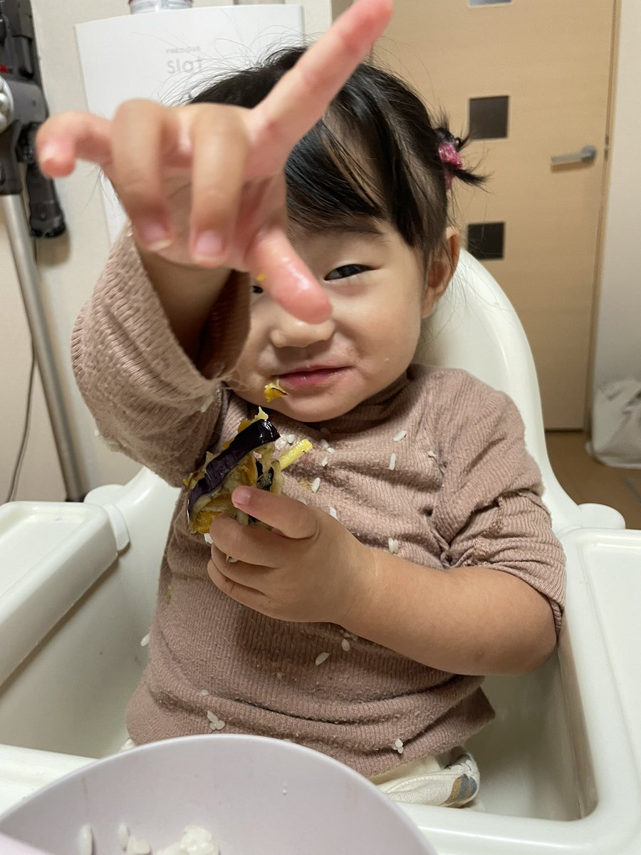 ki6_su's tweet photo. ほんま最近よく喋る
リタが寝てたら、リタネンネって教えてくれる笑
リタとの喧嘩も8割勝ってるw https://t.co/85uNYOUPtV