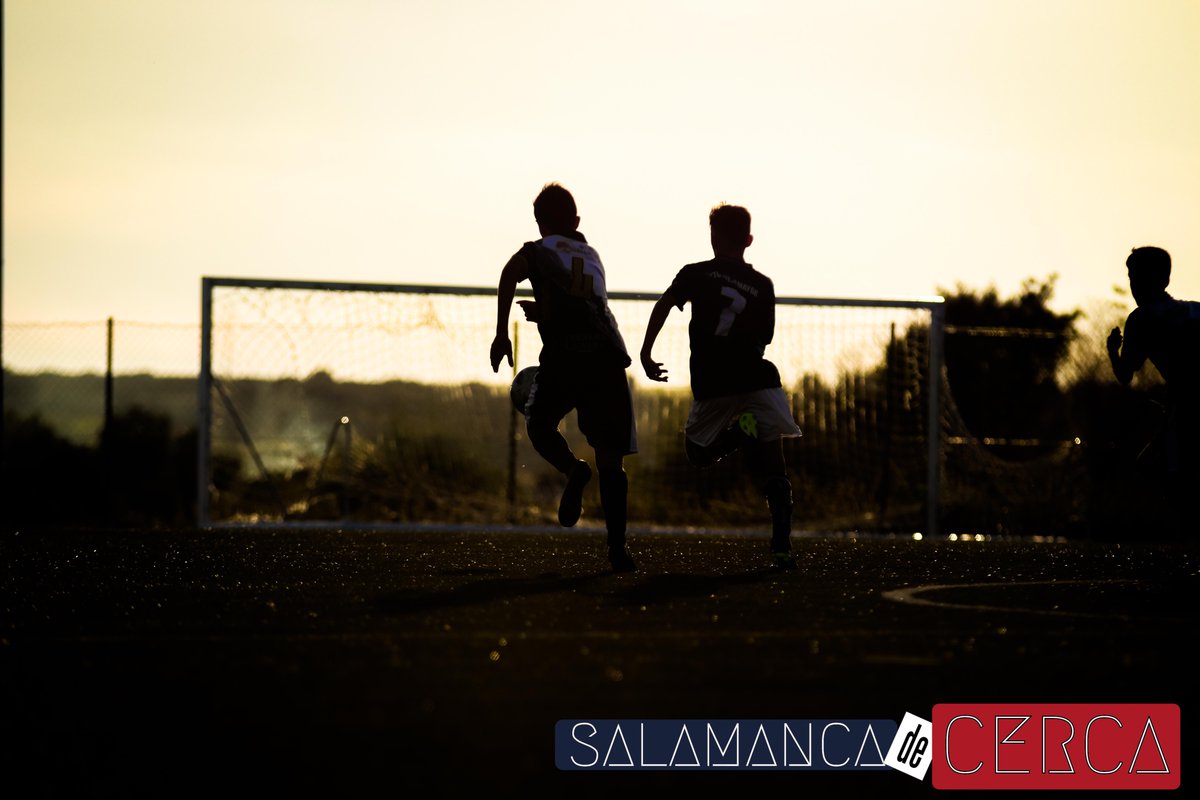 SdeCerca's tweet photo. {FOTOGALERÍA} Ya tenéis disponible la fotogalería de @sdm_icro  del partido de infantiles entre @CDVillamayor y @USCFbase 
👇👇👇
https://t.co/sia0we4p6b https://t.co/u5LUWC7LlJ