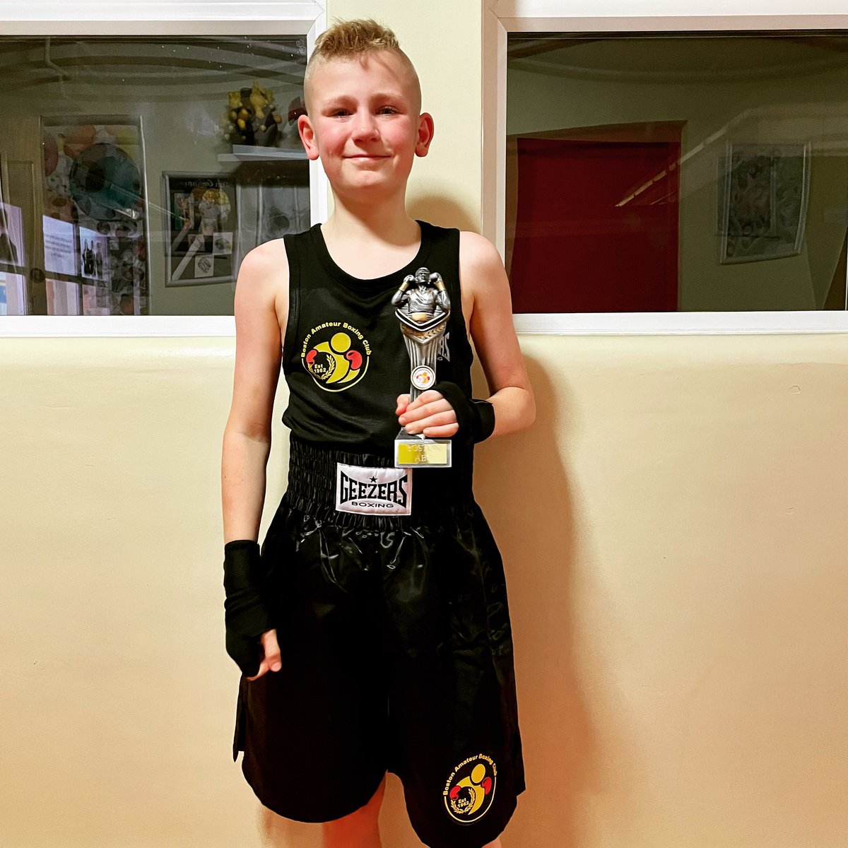ChrisGaley80's tweet photo. I am so proud of this young man, his first skills bout 
.
.
.
#boxing #bostonabc #skills #skillsbout #geezers #geezersboxing #proud https://t.co/PSDori5AXb