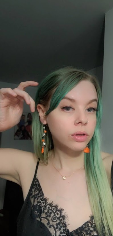 shr1eking's tweet photo. don't forget about my customs sale today is the last day 🌠 30% off my tip menu or 40% for VIP subs 😻 link in bio ♥️ https://t.co/tLUyXLlUTT