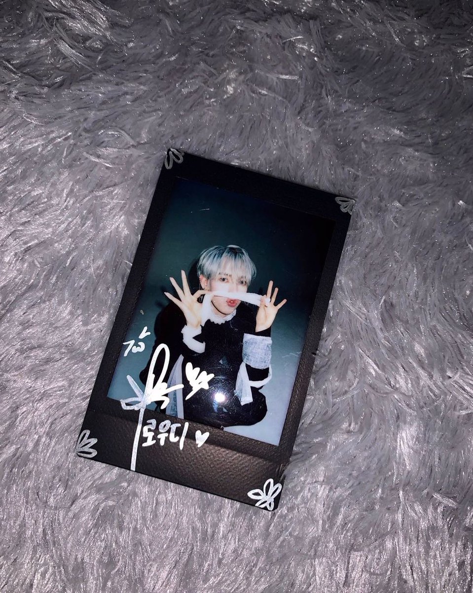 seoulology_00's tweet photo. Only a few days left to win a Polaroid with your purchase! 

#TributexLoudi #HoldOn #HumanInitiative 
#ContributeWithTribute
#TributeCollabs
#TRIBUTE #트리뷰트
#Projek_amal #COVID19Indonesia
#LØUDI #Loudi #seoulology
#ロウディ #로우디 #원지훈 https://t.co/v8LZz6rt4K
