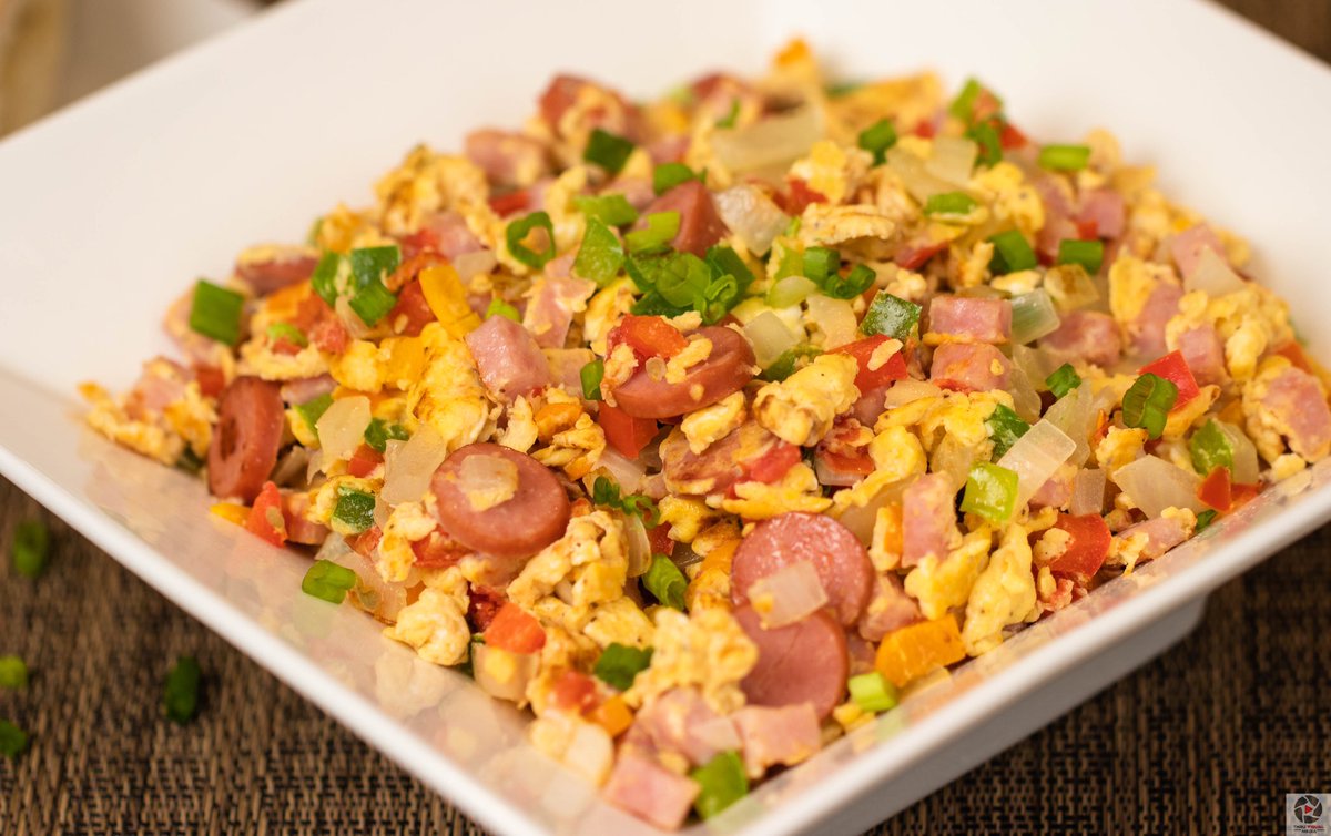 CookingwithRody's tweet photo. Subiendo mi vídeo de YouTube #huevosrevueltos #scrambledeggs #scrambledeggsontoast #cookingwithrody #pty #507pty #pty507 #crux #williamsonoma #creativewithcrux #henninglee #fonda #createandbarrel #thruvisualmedia #breakfastideas #breakfast #desayuno #foodies #latinfoodies https://t.co/pWh8g4jElr
