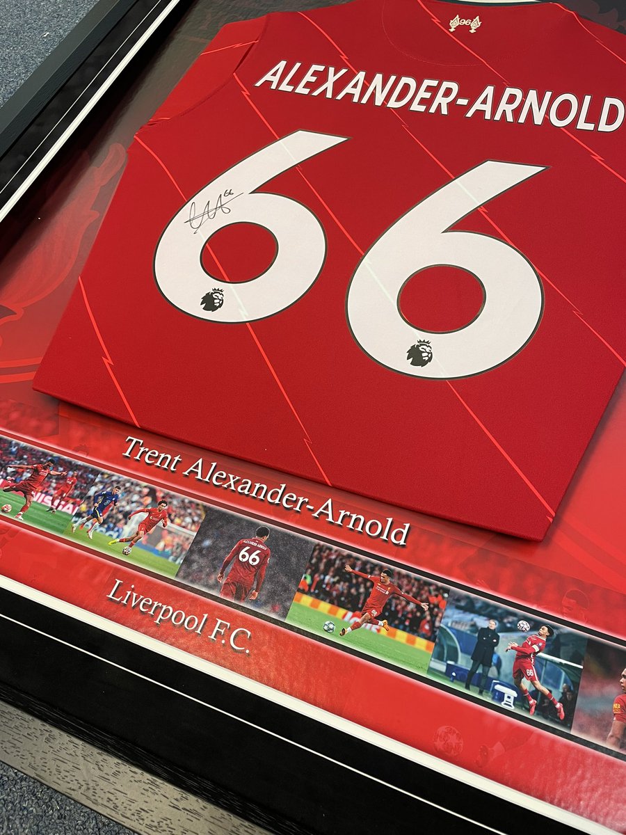 Framed this signed <a href="/TrentAA/">Trent Alexander-Arnold</a> <a href="/LFC/">Liverpool FC</a> shirt this week. Bespoke printed design and the usual conservation methods to protect the shirt for years to come!! 

#framer #shirt #frame #framed #framing #football #signed