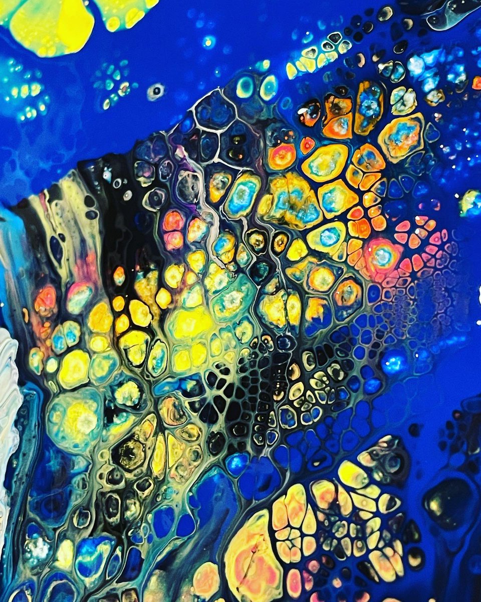 #art #abstractart #abstractartist #fluidart #fluidartist #pour #pouring #pouringart #pouringpaint #pourpainting #njartist #newjerseyartist #losangelesartist #tucsonartist #beckyporterart