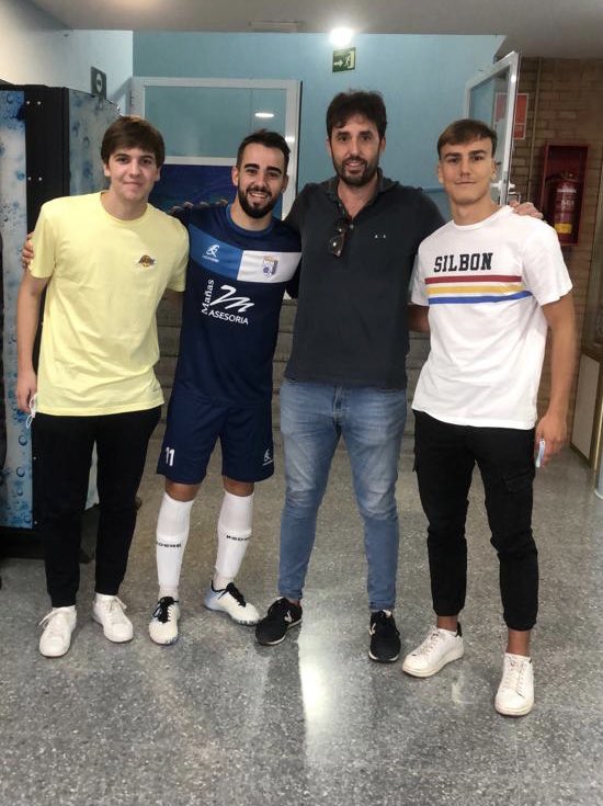 Michel Ruiz (@michelruizf) on Twitter photo Que grandes recuerdos! Alegría volver a veros y saber que os va bien <a href="/Carlos5Arcos/">Carlos Arcos</a> <a href="/AlexRomo_13/">Ale Izquierdo</a> Que grandes recuerdos! Alegría volver a veros y saber que os va bien <a href="/Carlos5Arcos/">Carlos Arcos</a> <a href="/AlexRomo_13/">Ale Izquierdo</a>
