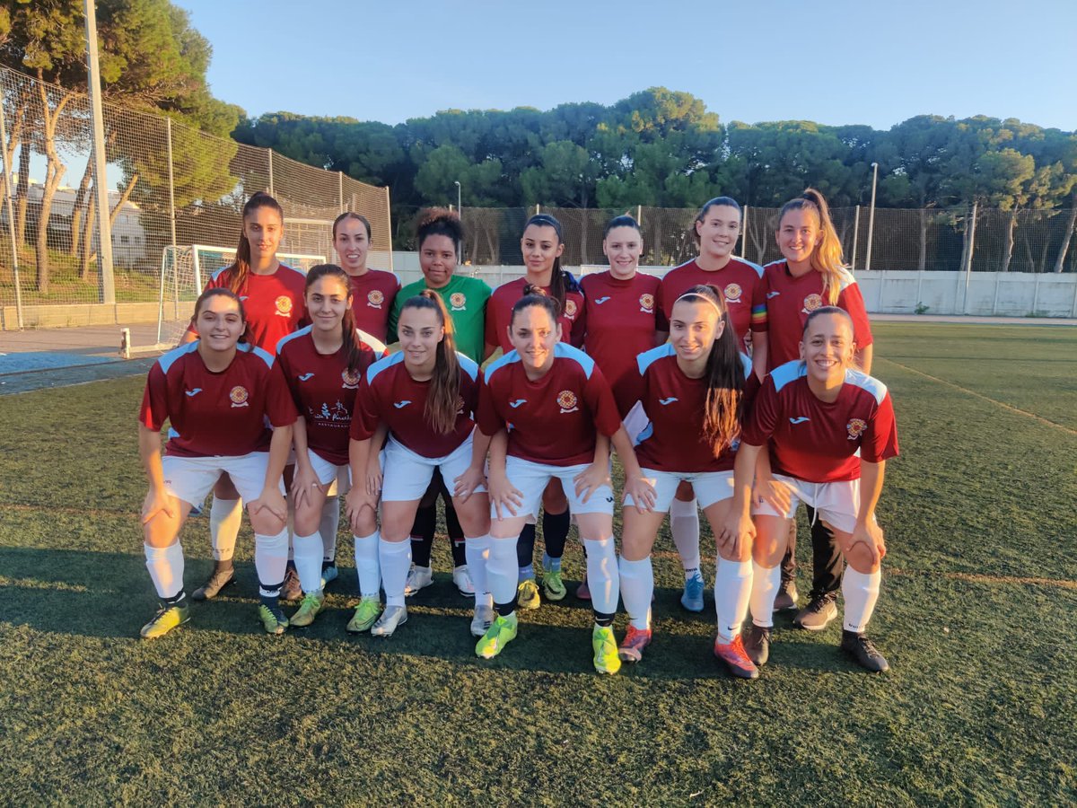 FCTarraco's tweet photo. FEMENÍ AMATEUR/
Les nostres jugadores visitaven ahir al vespre Cubelles, on van sumar una nova victòria (1-4) que les
deixa una jornada més encapçalant la classificació.
#SOMHINOIES! #SOMHITARRACO!
#fct #fctarraco
#tarraco #tarragona #tarragoninament #igerstgn https://t.co/SwPQZnFJci