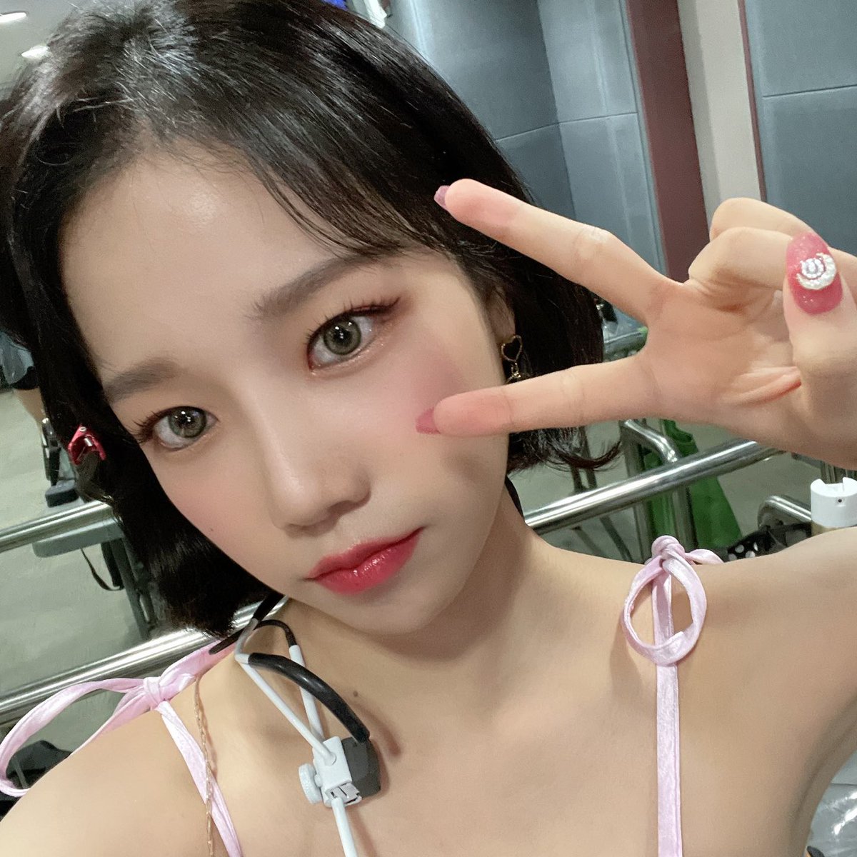 heejizming's tweet photo. 우리 천재 댕찌 글래씨 활동 수고 많았어~ 다시 한번 솔로 데뷔 축하해! 🎊🎉 항상 너무 너무 고마워~ 이제 푹 쉬고 맛있는것들 많이 많이 먹고 다음 모습들 많이 기대할게 ~ 🧡🧡🧡 https://t.co/qJv7O8pW4o