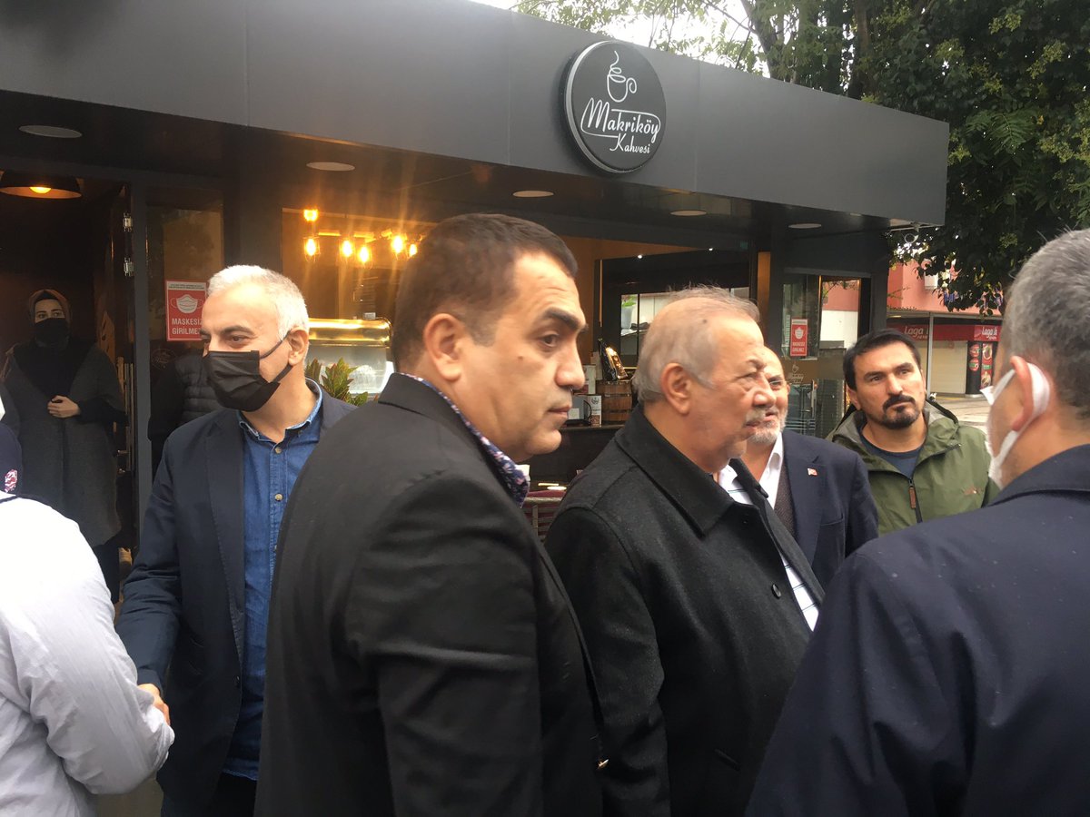 Ak Parti İstanbul İl  Spor Komisyon Başkan Yardımcımız <a href="/samikaya21/">sami kaya</a> Kardeşimizin Rahmetli Annelerinin Taziye Ziyaretinde Bulunduk.

Allah rahmet eylesin mekanı cennet olsun.Kaya Ailesine ve sevenlerine sabırlar versin.
<a href="/osmannnurika/">Osman Nuri Kabaktepe</a> 
<a href="/mahmutgurcan/">MAHMUT GÜRCAN 🇹🇷</a> 
<a href="/SayimMadak/">Dr. Sevim Sayım Madak 🇹🇷</a> 
<a href="/meserhatkaradag/">Mehmet Serhat KARADAĞ 🇹🇷</a>