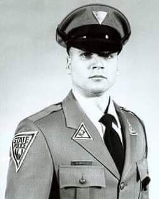 Today we remember...
October 24, 1997
Trooper Scott M. Gonzalez #5059

Trooper Gonzalez died as a result of gunshot wounds sustained while in the line of duty.

Trooper Gonzalez was 35 years old.
facebook.com/10286754310113…