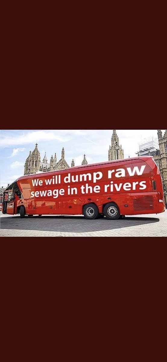 steviesteve181's tweet photo. @mrjamesob Perhaps she had a bus to catch? (Image courtesy of @Ottojizzmark) https://t.co/N9dvHEO3iE