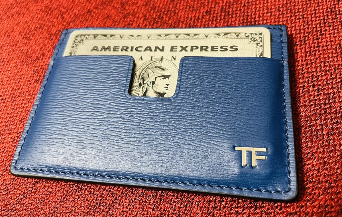 TOMFORDにカード入れてみました🤤✨ JCBザクラス修行してここにいれる