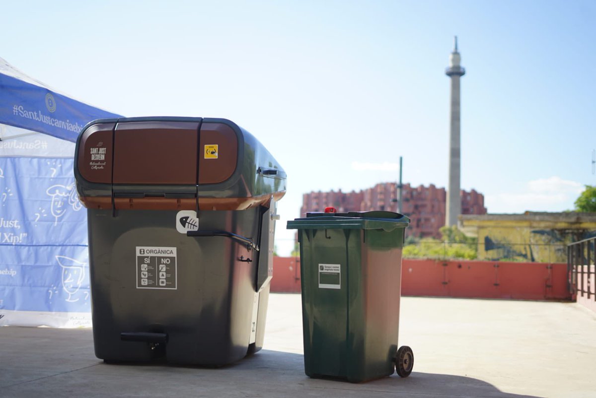 radiodesvern's tweet photo. ♻️ #FestesTardorSantJust - Punt informatiu del projecte ��LIFE-REthinkWASTE” -#coneixelquellences-, del nou sistema de recollida de #residus i taller de jocs infantils amb material reciclat, a càrrec de @santjustresidus

📍 carrer Hereter https://t.co/ZM0LmR4NXM