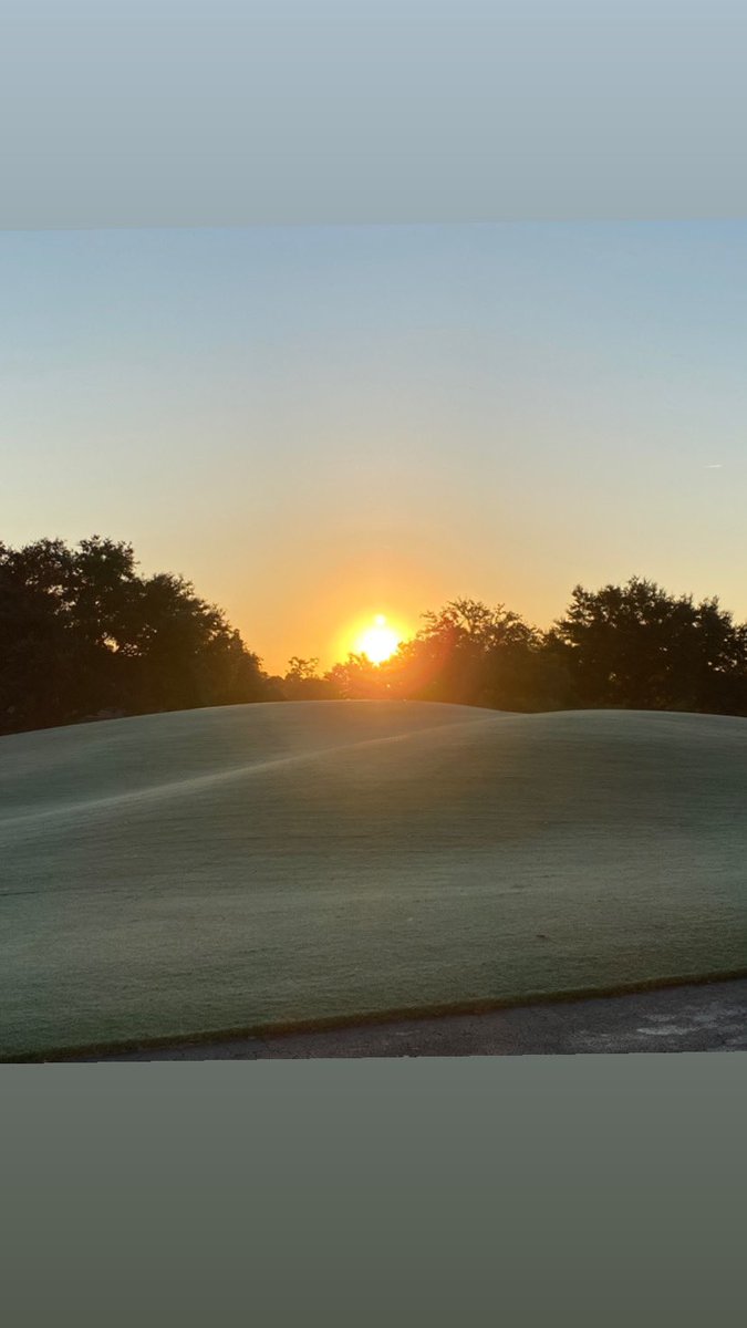 UNCmensGolf's tweet photo. ☀️ rise over @eaglepointgc1 as we prepare for the practice round of the #WilliamsCup presented by @stitchgolf here in Wilmington!! 

Amazing place. Amazing people. 

Can’t wait to get this rolling!! 

#TarHeelTough https://t.co/mE49ZQCxeb