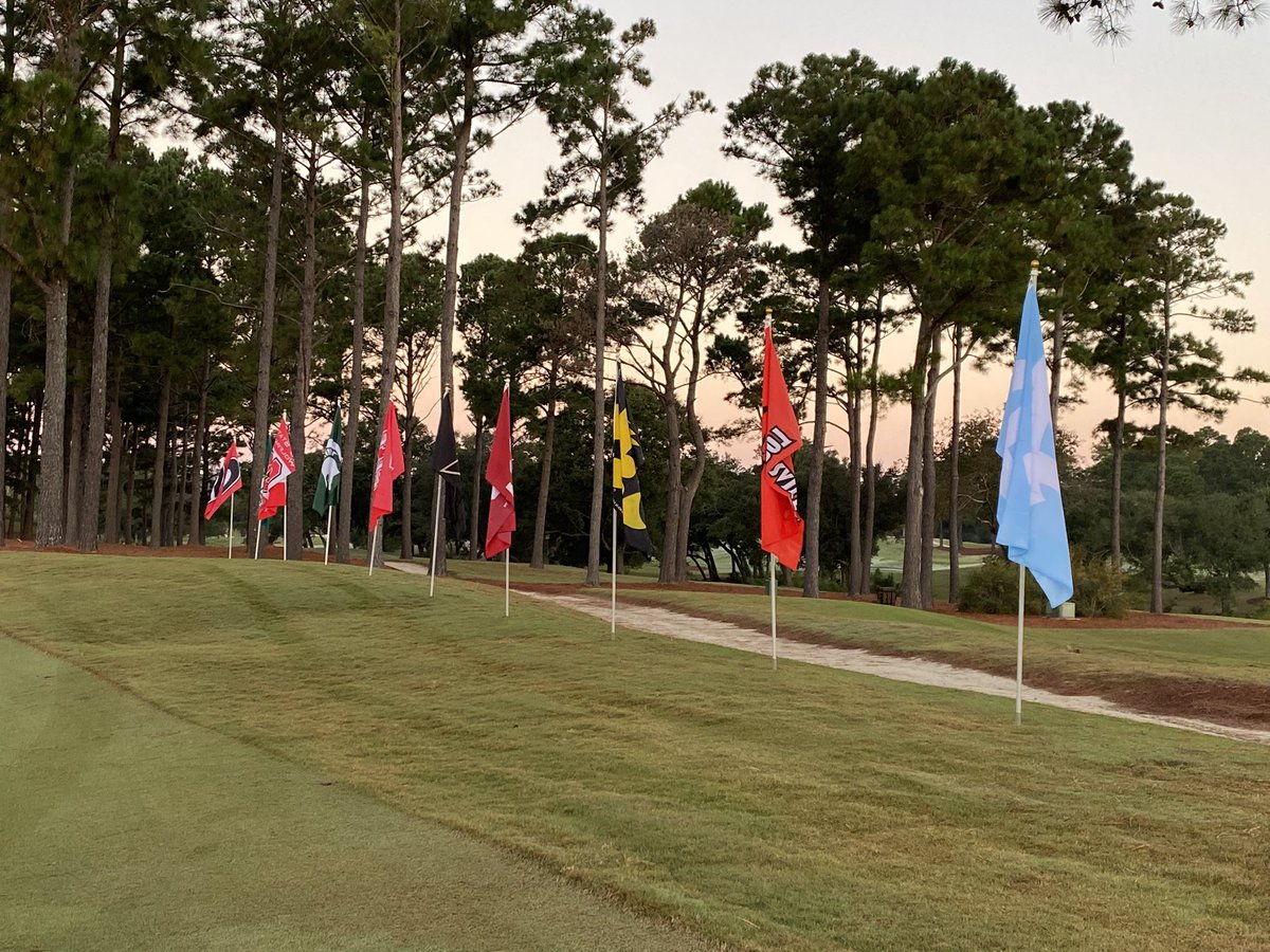 UNCmensGolf's tweet photo. ☀️ rise over @eaglepointgc1 as we prepare for the practice round of the #WilliamsCup presented by @stitchgolf here in Wilmington!! 

Amazing place. Amazing people. 

Can’t wait to get this rolling!! 

#TarHeelTough https://t.co/mE49ZQCxeb