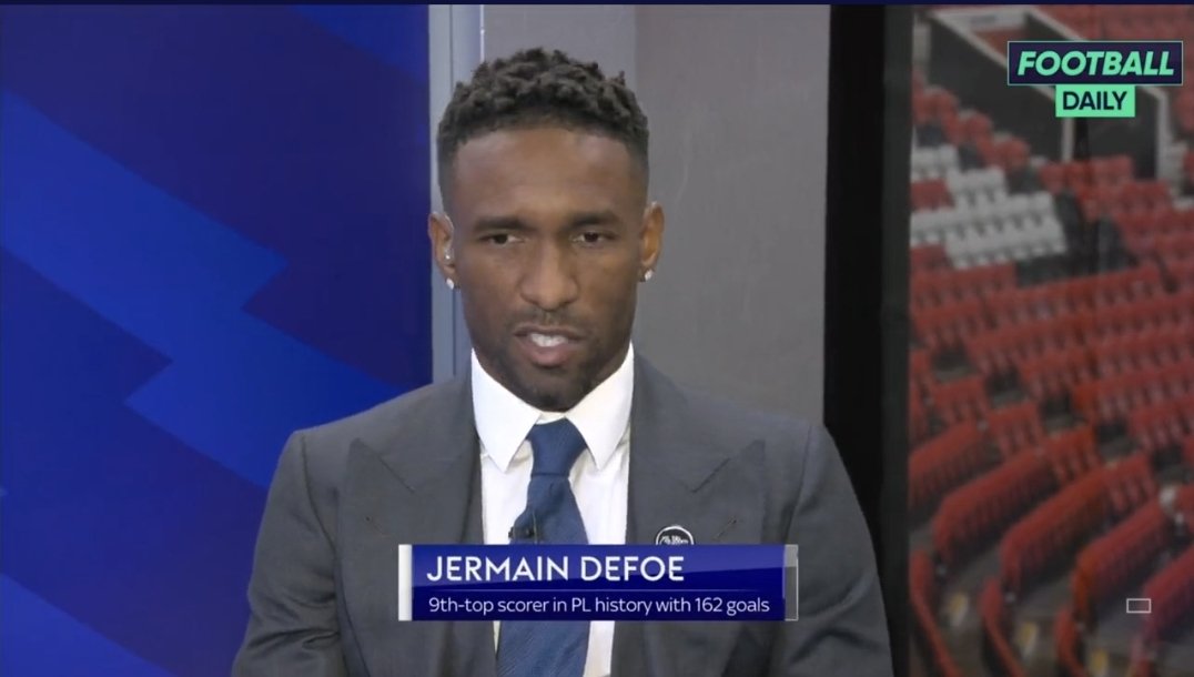 comedyray's tweet photo. Jermaine Defoe is currently a pundit on Sky Sports for Spurs v West Ham whilst the team that pays his wages are playing on another channel.

Vive le Cinch. https://t.co/fDG2fn5YKu
