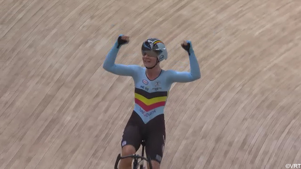 sporza_koers's tweet photo. 🥇 BAM! Lotte Kopecky is wereldkampioene in de puntenkoers! https://t.co/YyhJQ4lrff https://t.co/EJUnzYuiXG