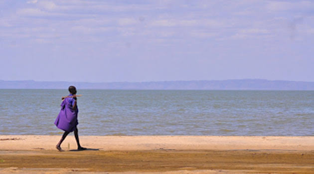 achorsenior's tweet photo. @bnyabuti @TurkanaCountyKE @RoadAlertsKE @Mabeya254 @waharrier_Ke @MoseaxKenya @iamlegrande @lorkodi @TheEniggma Turkana is a blessed nation. From above and on land its just magical. #TheCraddleOfMan where free air and cool breeze comes for free. #ZuruTurkana https://t.co/klM0PBPHbJ