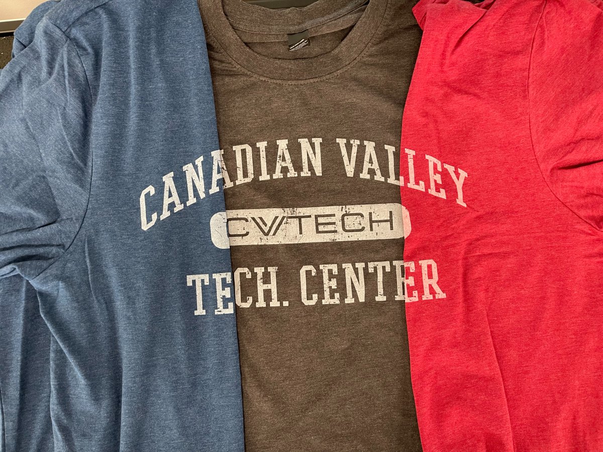 cv_tech's tweet photo. Our new shirts hit your campus bookstore this week! Same super-soft shirt, 2 new colors. Available in Red, Gray, Blue sizes S-4XL. Hurry, these won't last long. #morethanvotech #seeMEatCV https://t.co/hkYpXzXGVS