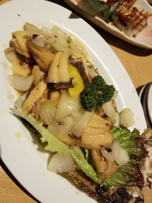 きれいなもの見たあとは おいしいもの食べました  しあわせ https://t.co/XIWE0yQM4Y