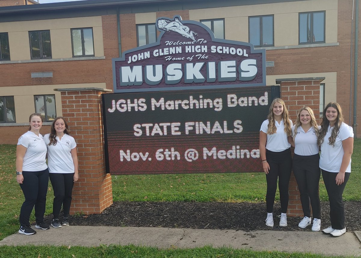 2021-First ever state birth, district and sectional titles, record team lows, great memories and experience gained. Elise, Addy, Abby,and Carlie will return from our rotation so it will keep going. Gracie ended her career shooting 78 at state. Good luck playing at the next level!