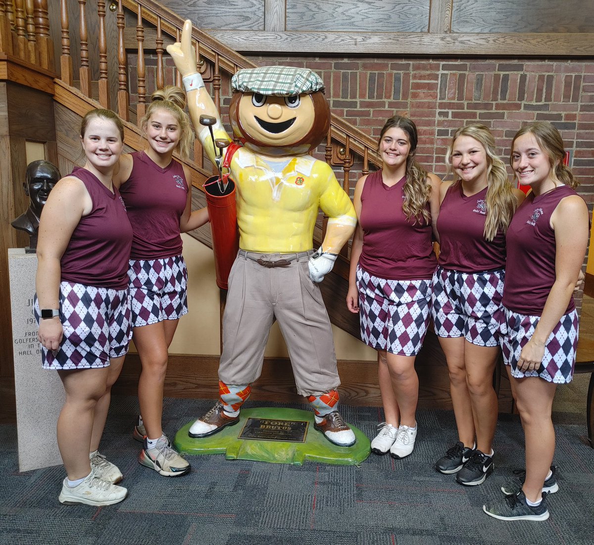 LadyMuskieGolf's tweet photo. 2021-First ever state birth, district and sectional titles, record team lows, great memories and experience gained. Elise, Addy, Abby,and Carlie will return from our rotation so it will keep going. Gracie ended her career shooting 78 at state. Good luck playing at the next level! https://t.co/AcVJH6v4W4