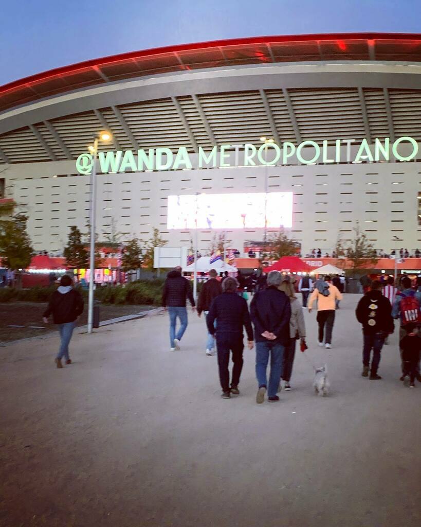 kuerbo's tweet photo. Hoy viajamos juntos otra vez... https://t.co/KGHL5S4grC https://t.co/L9rJoPfcIf