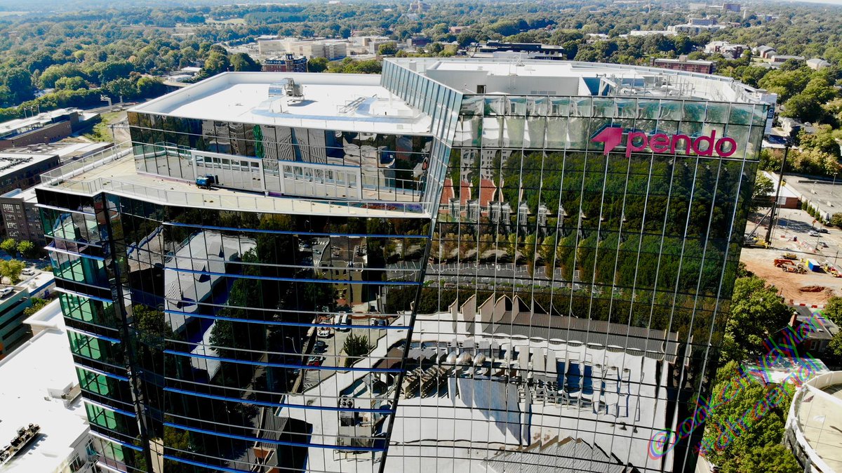 oakcitydylan's tweet photo. Welcome to your new home, @pendoio! @RaleighCrossing is such a beautiful addition to @DowntownRaleigh!
#dtrlove #rlghlife #dtraerial https://t.co/wuBQDl6jun