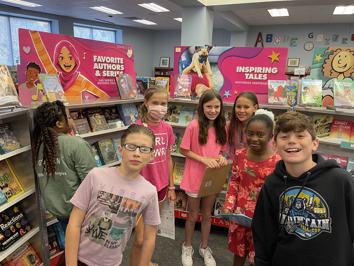MazziottiNicole's tweet image. I LOVE a good book fair…and @McClureMarshals has a great one going on NOW! Loved watching how excited my kids were, to make their wishlists! #mccluremarshals #misd #mcclurelibrary @amhamreads