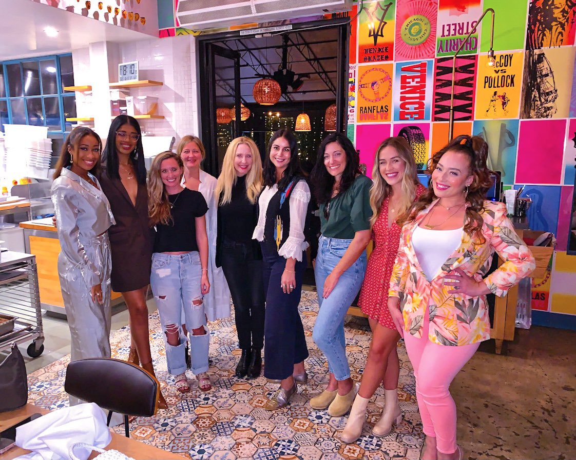 NIENADRAKE's tweet photo. Good Times &amp; Great Vibes!!!! 💫🥂💫 @therosevenice w/my @ColumbiaChi @ColumAlum ladies in #fashion + #media 
https://t.co/tlqkoFiiBX https://t.co/sEjeRHnEuL
