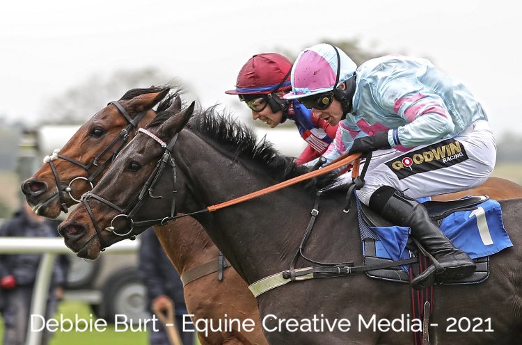 Debbie Burt tweet media