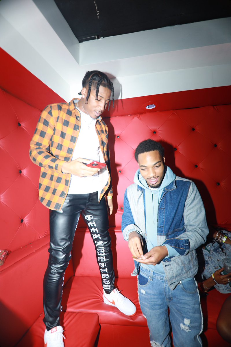 PopOutRicc's tweet photo. “ Never Bite The Hand That Feed You, Cut A Couple Niggas Off Had To Show Em 🖤💰" https://t.co/TE5s399JLw