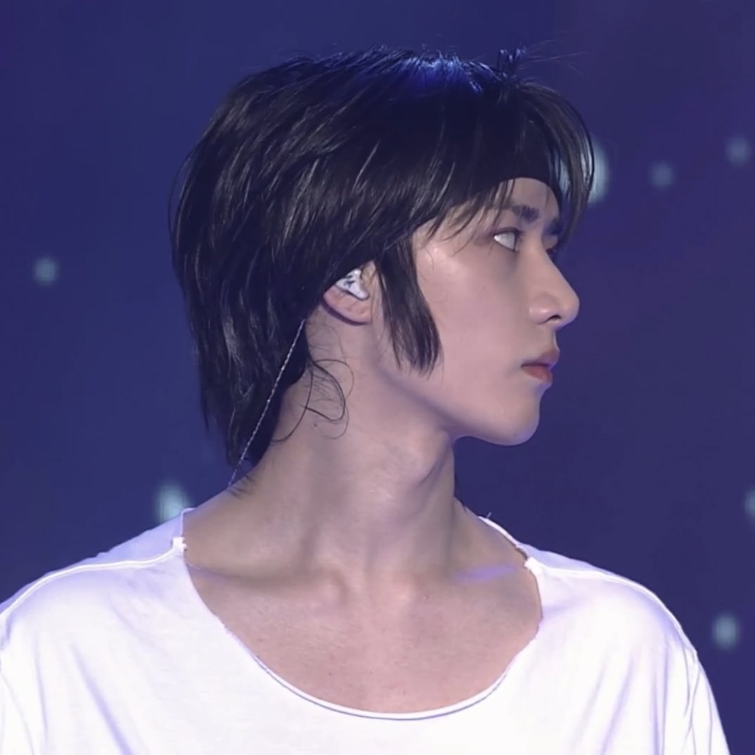 beomgyuhourly's tweet photo. perfect side profile since day 1 https://t.co/JuRSRuRaRf