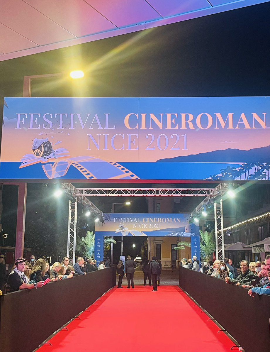 FestCineRoman's tweet photo. Prêt pour accueillir les stars et nos invités à la soirée de clôture du festival ! 

Au ciné Pathé Gaumont Gare du Sud !

#gilleslellouch #melaniedoutey #gerardjugnot #francoisxavierdemaison https://t.co/kFZAonVUEA